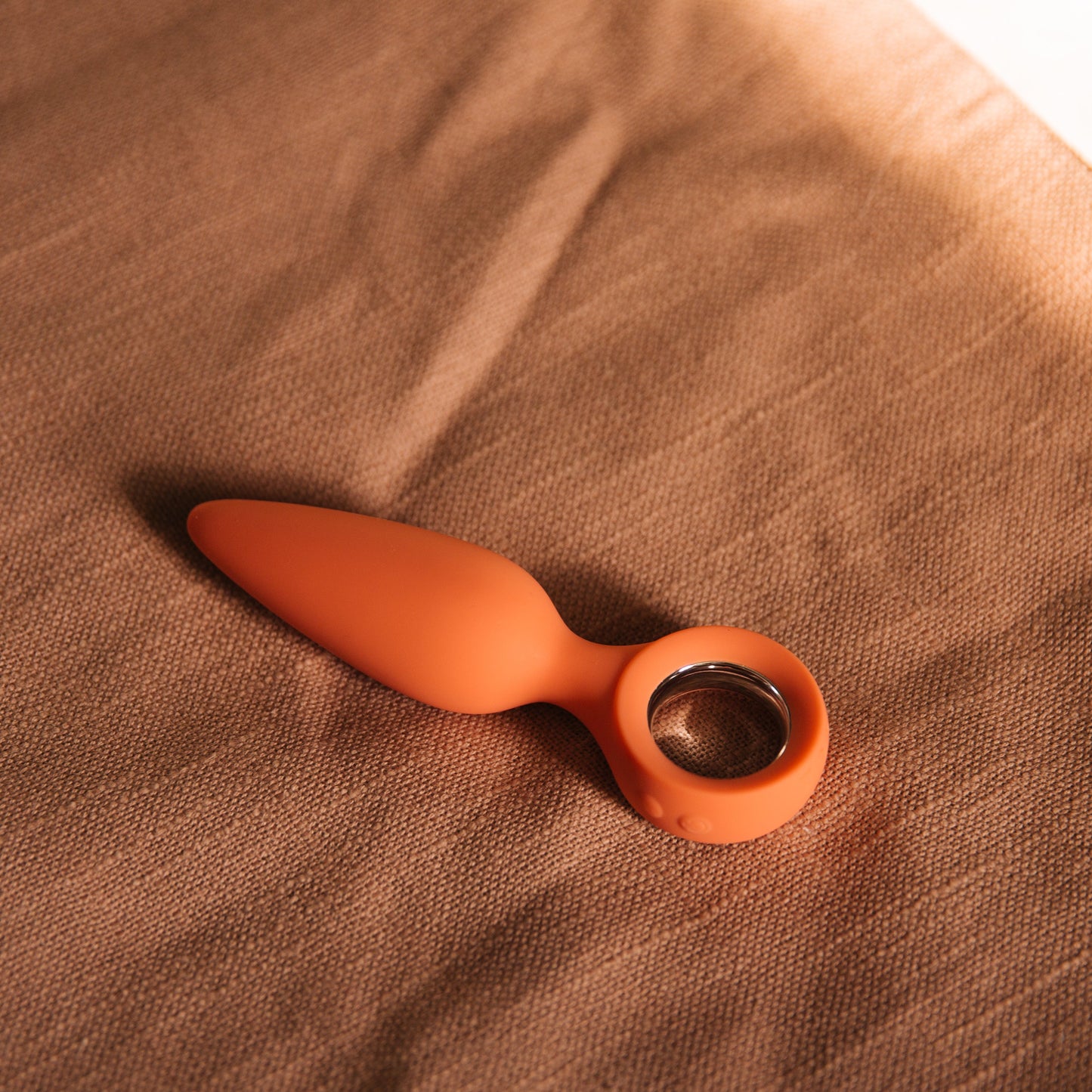 Cheeky Vibrating Carrot